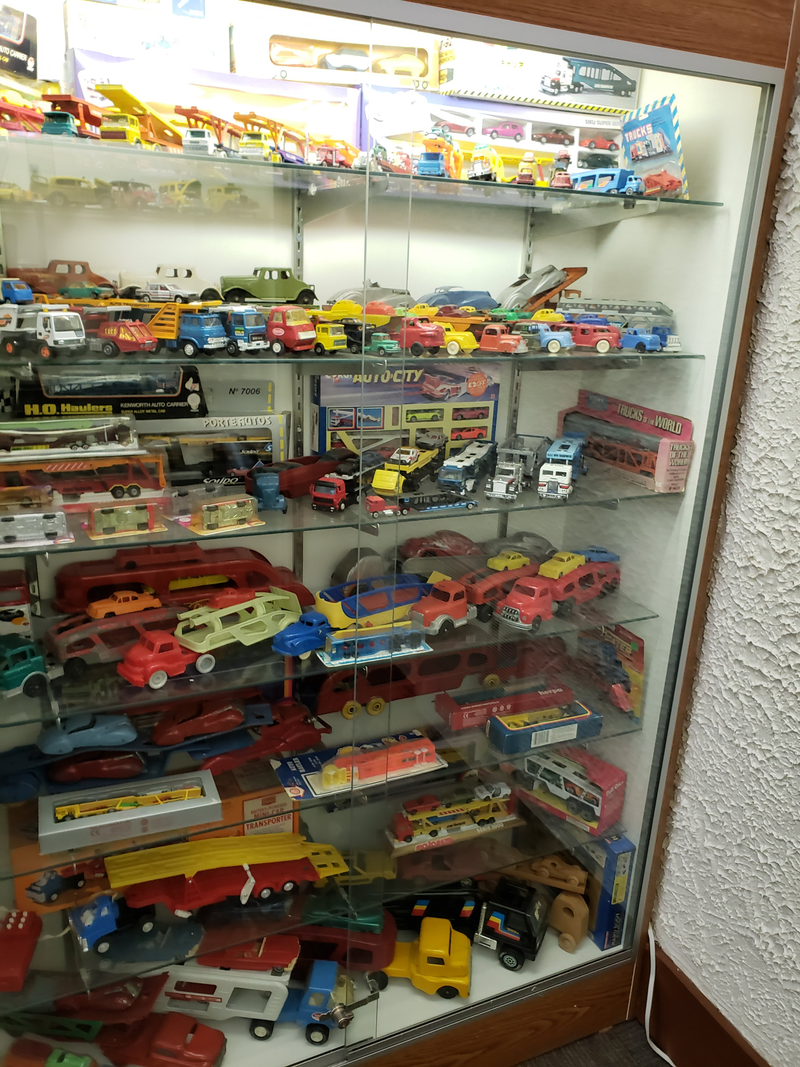 Fun transporter display